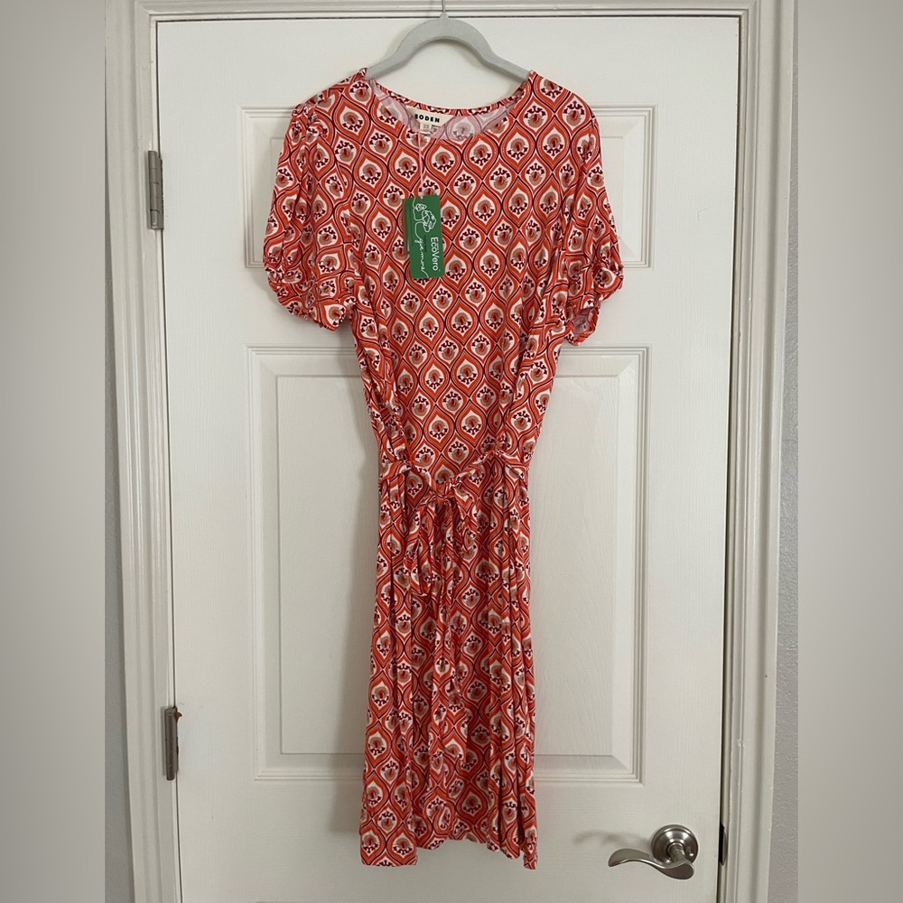 Boden NWT knot jersey mini dress- orange and red pattern